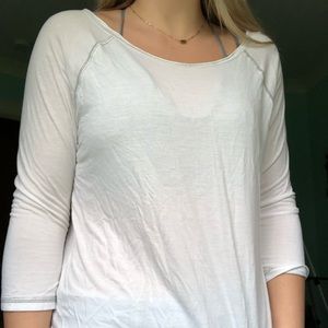 White quarter sleeve T-shirt